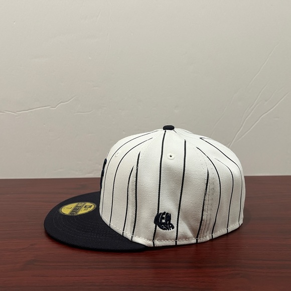 New Era, 59Fifty Fitted Hat, New York Giants, White & Blue - Picture 6 of 11